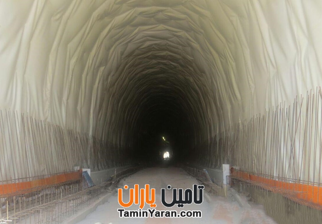 جزئیات نصب ژئوممبران و لایه محافظ در دیواره تونل